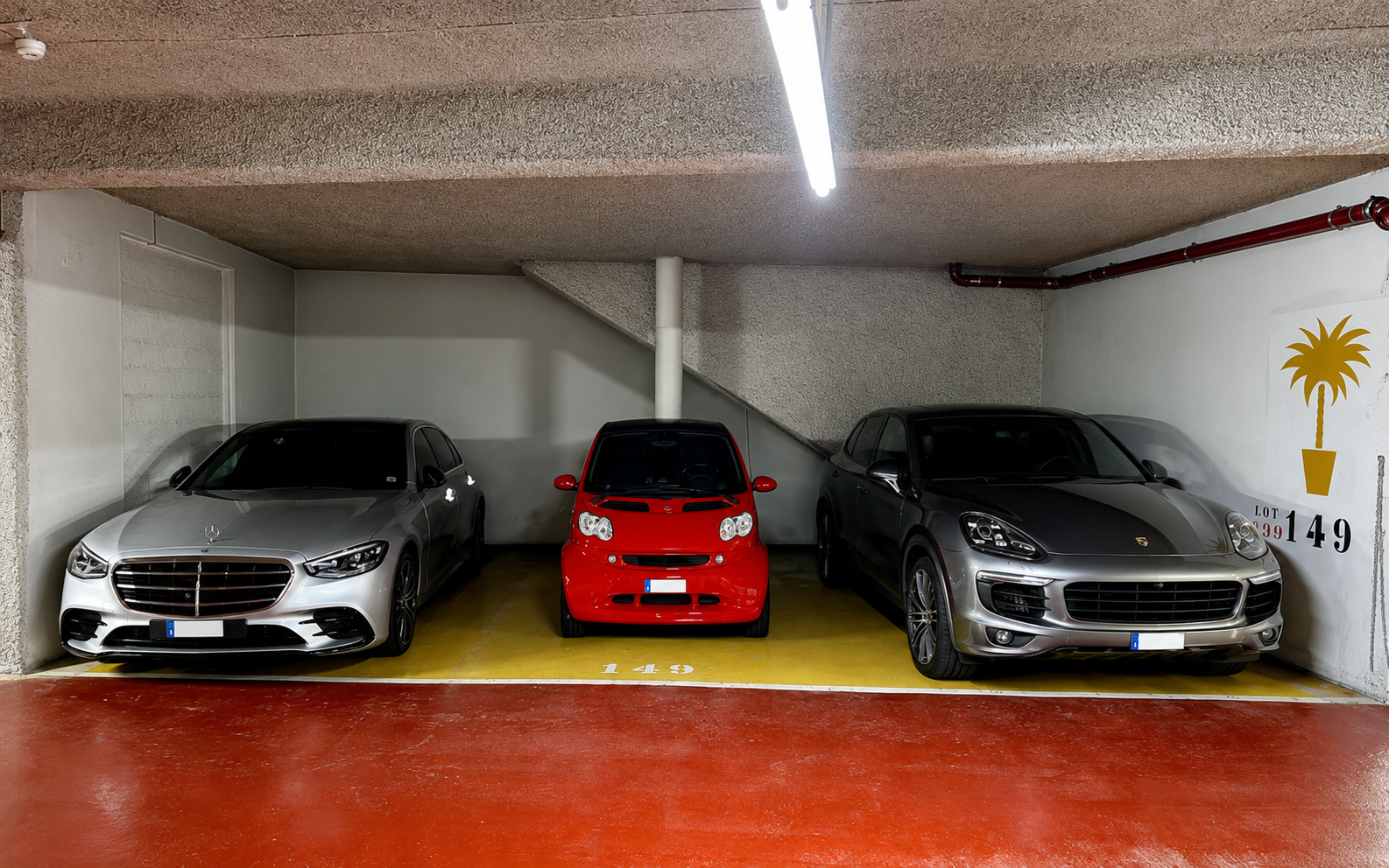 Triple Parking in Park Palace