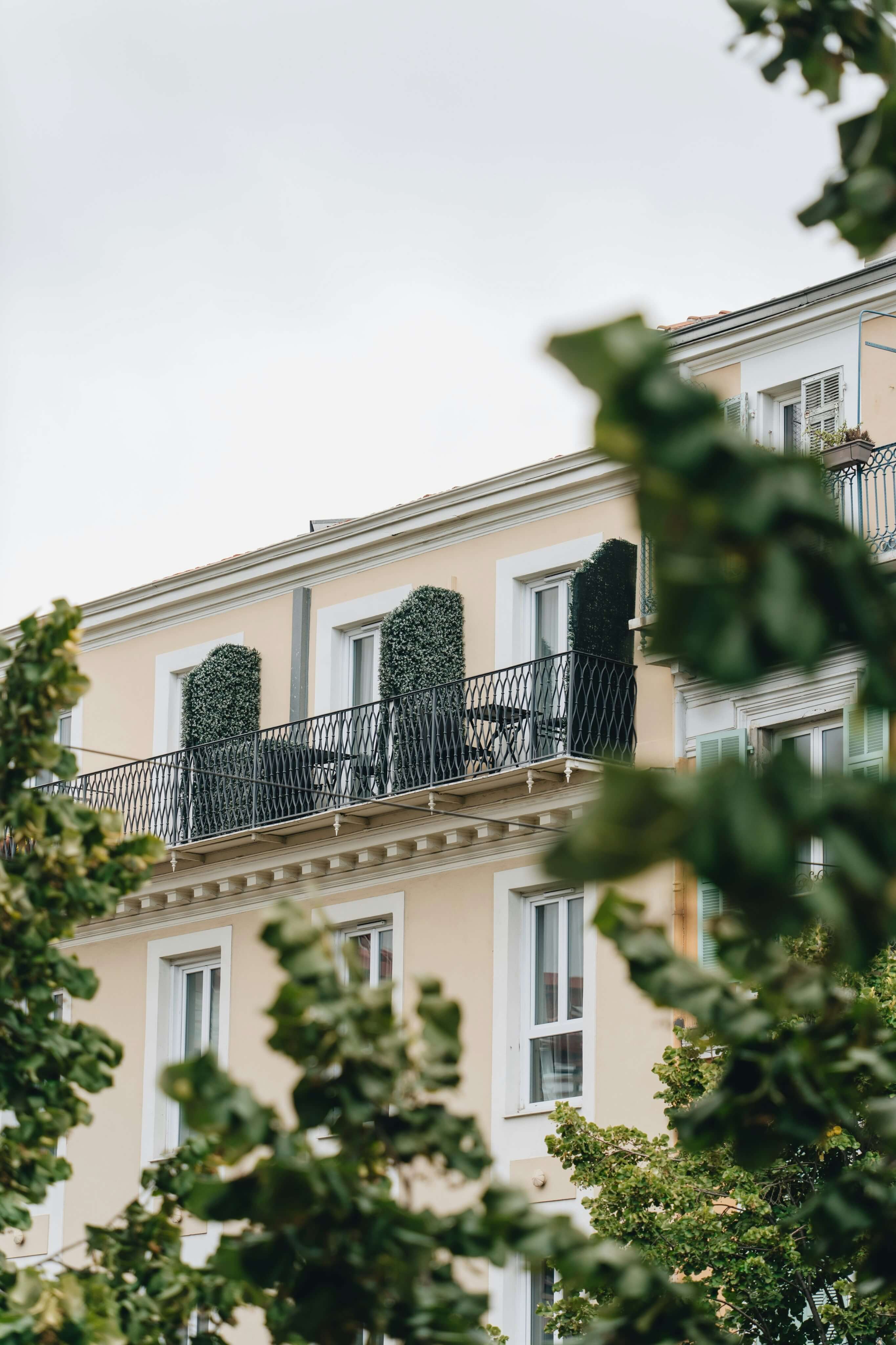 Fortress advisory in Monaco